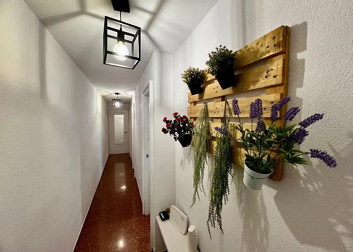 Amplio Apartamento Familiar Con Parking Privado En Pleno Centro De Cordoba
