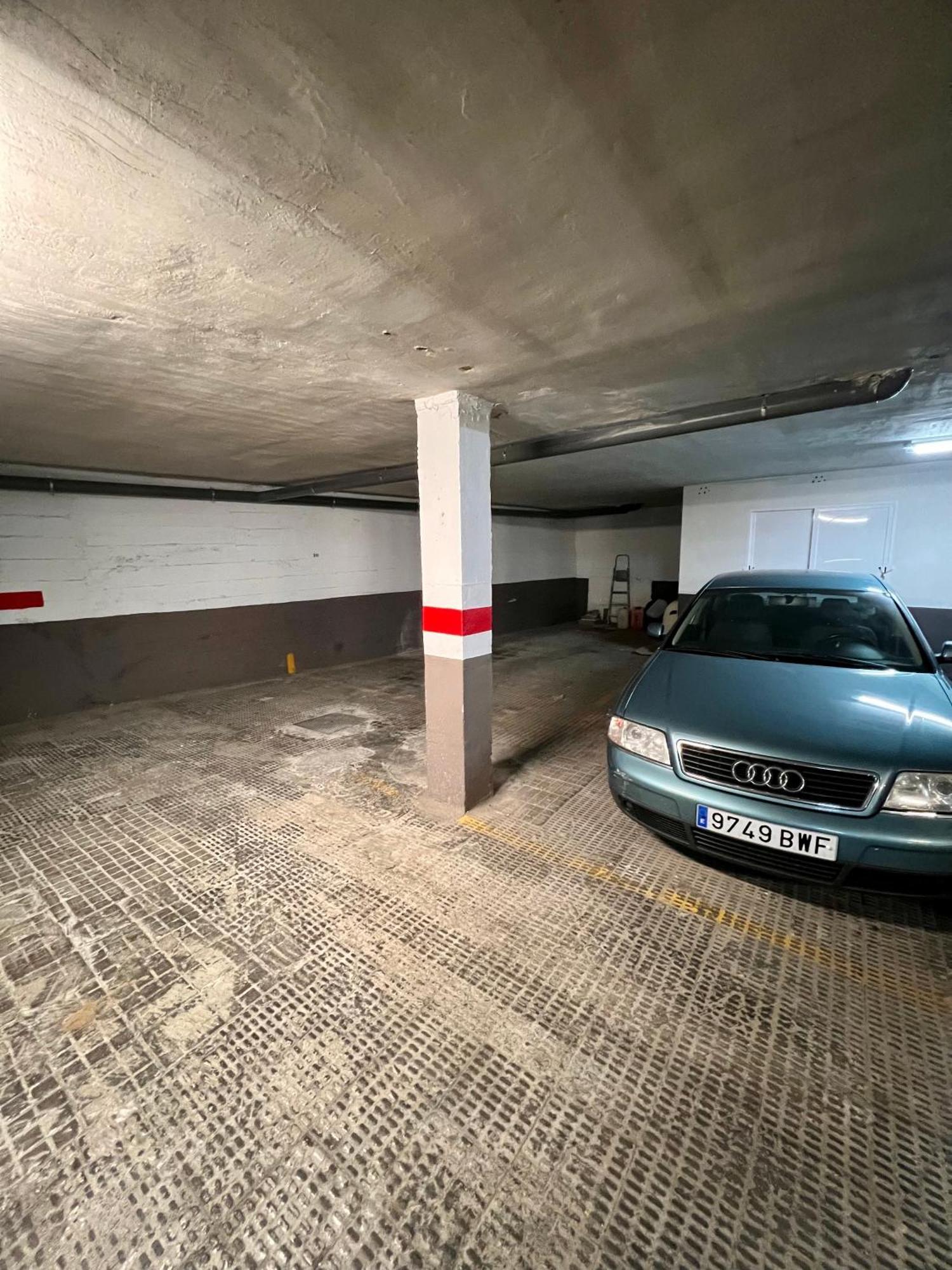 Amplio Familiar Con Parking Privado En Pleno Centro De Apartment Córdoba